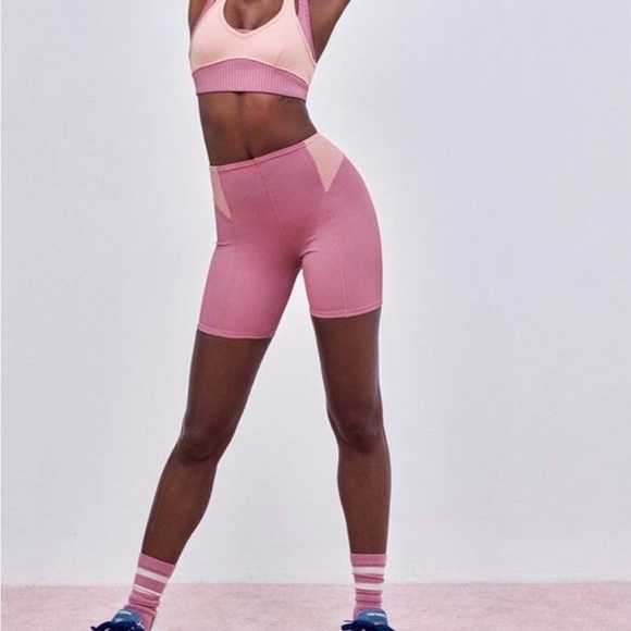 NWT For Love and Lemons Dani Biker Short Mauve pink, size Extra Small - Picture 3 of 8